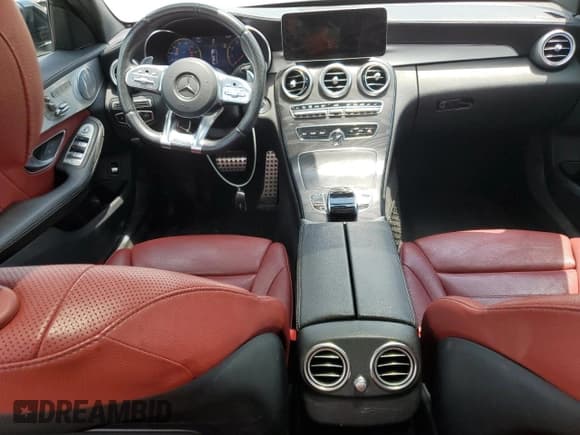 ✅ 2019 Mercedes-Benz C 43 AMG • VIN: 55SWF6EB4KU292762 • Lot: 57553335. Wystawiony na Copart z przebiegiem 59 469 mil. Bezpłatny archiwum sprzedaży aukcyjnych z USA i szczegółowy raport historii pojazdu na DreamBid. Zdjęcie 8.