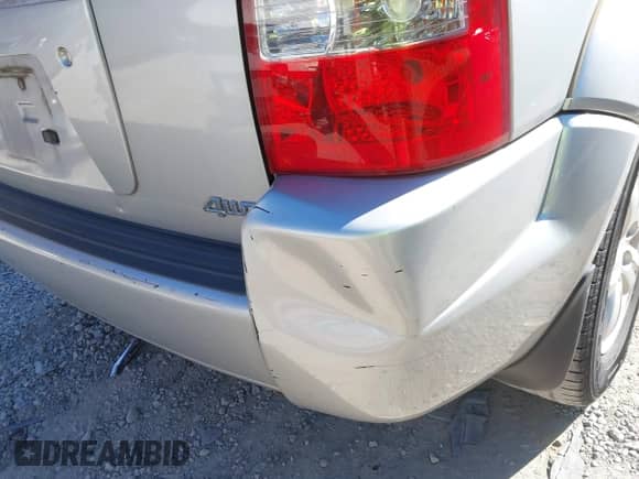 2007 Hyundai Tucson SE с VIN KM8JN72D17U506305, выставлен на аукционе IAAI как лот 43629003 с пробегом 105 791 миль миль и . История ставок и продаж доступна на DreamBid. Изображение 15.