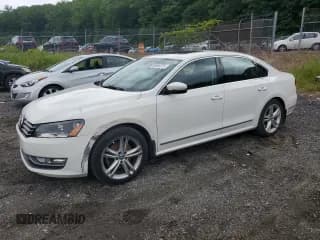 ✅ 2015 Volkswagen Passat SEL Premium • VIN: 1VWCS7A30FC046716 • Lot: 58983275. Listed on Copart with 162,287 mi. Free auction sales archive from the USA and detailed vehicle history report at DreamBid. Image 1.