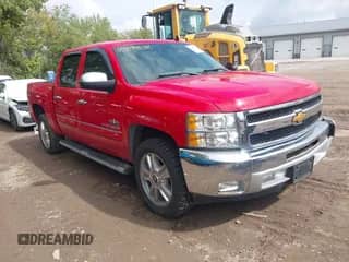 2013 Chevrolet Silverado 1500 LT с VIN 3GCPCSE00DG380842, выставлен на аукционе IAAI как лот 43295532 с пробегом 162 781 миль миль и . История ставок и продаж доступна на DreamBid. Изображение 1.