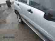 2000 Chevrolet Tracker z VIN 2CNBJ13C5Y6945428, wystawiony jako IAAI lot #42109319 z przebiegiem 24 206 mil mil oraz . Historia ofert i sprzedaży dostępna na DreamBid. Obrazek 16.