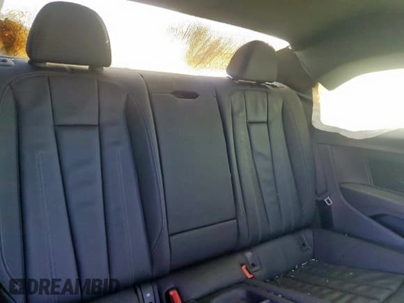 ✅ 2020 Audi A5 Premium Plus • VIN: WAUTNAF54LA001560 • Lot: 56403785. Wystawiony na Copart z przebiegiem Nie podano. Bezpłatny archiwum sprzedaży aukcyjnych z USA i szczegółowy raport historii pojazdu na DreamBid. Zdjęcie 10.