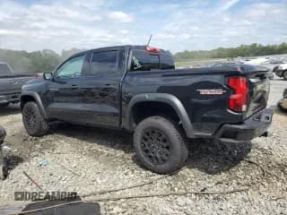 ✅ 2024 Chevrolet Colorado 4WD Trail Boss • VIN: 1GCPTEEK2R1125814 • Лот: 69874984. Опубликован ранее на Copart с пробегом 3 727 миль. Бесплатный доступ к архиву аукционных продаж из США и подробный отчёт об истории автомобиля на DreamBid. Изображение 2.