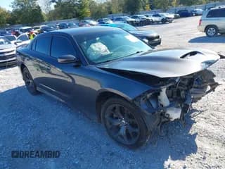✅ 2019 Dodge Charger GT • VIN: 2C3CDXHG8KH749031 • Lot: 43659126. Wystawiony na IAAI z przebiegiem Nie podano. Bezpłatny archiwum sprzedaży aukcyjnych z USA i szczegółowy raport historii pojazdu na DreamBid. Zdjęcie 1.