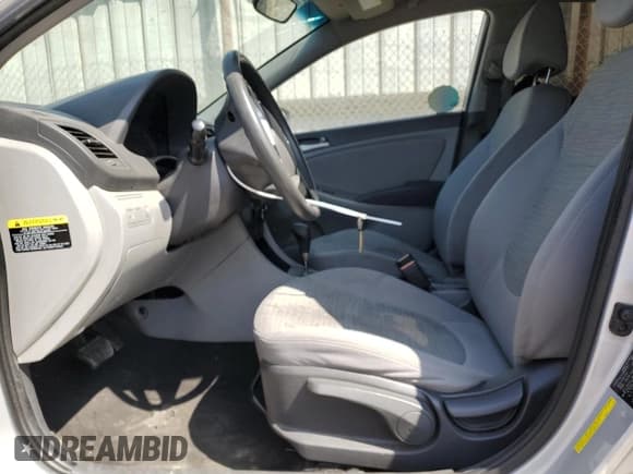 ✅ 2015 Hyundai Accent GLS • VIN: KMHCT4AE4FU818415 • Лот: 73435864. Опубликован ранее на Copart с пробегом 112 976 миль. Бесплатный доступ к архиву аукционных продаж из США и подробный отчёт об истории автомобиля на DreamBid. Изображение 7.