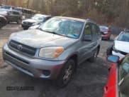 ✅ 2004 Toyota RAV4 • VIN: JTEHD20V440027489 • Lot: 43802982. Listed on IAAI with 134,818 mi. Free auction sales archive from the USA and detailed vehicle history report at DreamBid. Image 2.