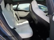 ✅ 2017 Tesla Model S 100D • VIN: 5YJSA1E22HF232568 • Lot: 74232244. Wystawiony na Copart z przebiegiem 38 088 mil. Bezpłatny archiwum sprzedaży aukcyjnych z USA i szczegółowy raport historii pojazdu na DreamBid. Zdjęcie 10.