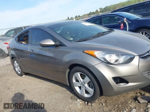 ✅ 2013 Hyundai Elantra GLS • VIN: 5NPDH4AE9DH445213 • Lot: 41818709. Listed on IAAI with 149,985 mi. Free auction sales archive from the USA and detailed vehicle history report at DreamBid. Image 13.