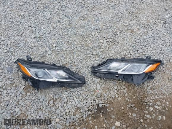 2020 Toyota Camry Hybrid SE с VIN 4T1J31AK2LU541514, выставлен на аукционе IAAI как лот 43090509 с пробегом 92 438 миль миль и . История ставок и продаж доступна на DreamBid. Изображение 12.