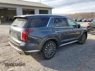 ✅ 2024 Hyundai Palisade Calligraphy • VIN: KM8R7DGE4RU730085 • Лот: 85146384. Опубликован ранее на Copart с пробегом 8 709 миль. Бесплатный доступ к архиву аукционных продаж из США и подробный отчёт об истории автомобиля на DreamBid. Изображение 3.