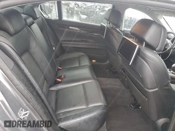 ✅ 2013 BMW 7 Series 750Li • VIN: WBAYE8C55DD132788 • Lot: 93476065. Listed on Copart with 202,553 mi. Free auction sales archive from the USA and detailed vehicle history report at DreamBid. Image 10.