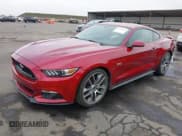 ✅ 2017 Ford Mustang GT • VIN: 1FA6P8CF9H5257490 • Lot: 43738172. Wystawiony na IAAI z przebiegiem 101 396 mil. Bezpłatny archiwum sprzedaży aukcyjnych z USA i szczegółowy raport historii pojazdu na DreamBid. Zdjęcie 18.