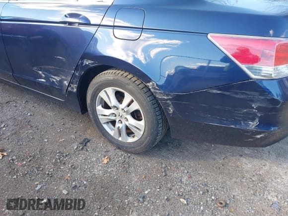 ✅ 2009 Honda Accord LX-P • VIN: 1HGCP26489A039555 • Lot: 43757955. Listed on IAAI with 200,895 mi. Free auction sales archive from the USA and detailed vehicle history report at DreamBid. Image 6.