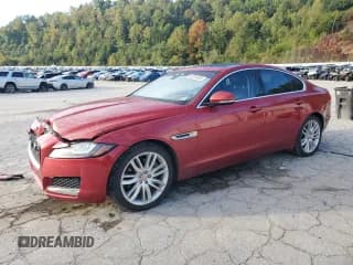 ✅ 2016 Jaguar XF 35t Prestige • VIN: SAJBK4BV6GCY12447 • Lot: 80255695. Wystawiony na Copart z przebiegiem 61 646 mil. Bezpłatny archiwum sprzedaży aukcyjnych z USA i szczegółowy raport historii pojazdu na DreamBid. Zdjęcie 1.