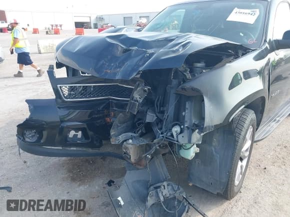 ✅ 2014 Chevrolet Tahoe LT • VIN: 1GNSCBE07ER240788 • Lot: 43016942. Listed on IAAI with 181,963 mi. Free auction sales archive from the USA and detailed vehicle history report at DreamBid. Image 6.