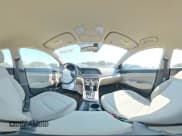 ✅ 2019 Hyundai Elantra SEL • VIN: 5NPD84LF1KH417604 • Lot: 81415305. Wystawiony na Copart z przebiegiem 154 249 mil. Bezpłatny archiwum sprzedaży aukcyjnych z USA i szczegółowy raport historii pojazdu na DreamBid. Zdjęcie 14.