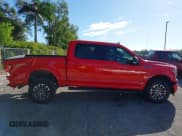✅ 2019 Ford F-150 XL • VIN: 1FTEW1EP3KFB98041 • Lot: 43465679. Wystawiony na IAAI z przebiegiem 93 118 mil. Bezpłatny archiwum sprzedaży aukcyjnych z USA i szczegółowy raport historii pojazdu na DreamBid. Zdjęcie 13.