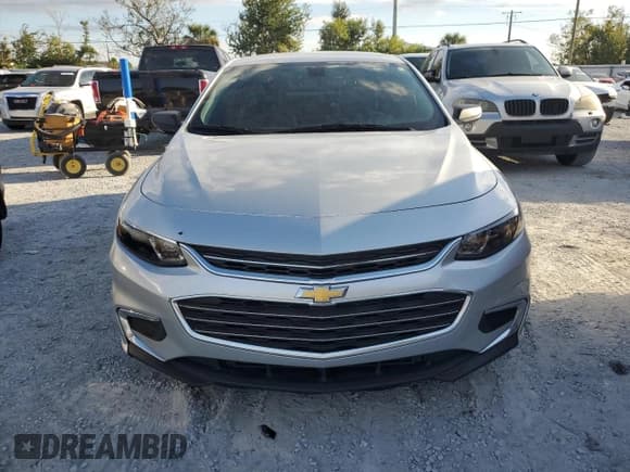 ✅ 2017 Chevrolet Malibu LS • VIN: 1G1ZB5ST8HF186555 • Lot: 91549555. Listed on Copart with 147,648 mi. Free auction sales archive from the USA and detailed vehicle history report at DreamBid. Image 5.
