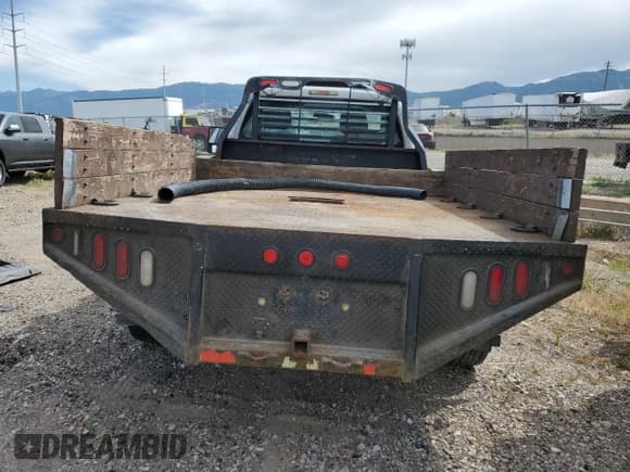 ✅ 2014 Ford F-550 XL • VIN: 1FDUF5HTXEEB70450 • Lot: 61862775. Wystawiony na Copart z przebiegiem 179 655 mil. Bezpłatny archiwum sprzedaży aukcyjnych z USA i szczegółowy raport historii pojazdu na DreamBid. Zdjęcie 10.