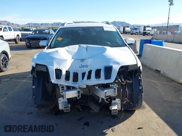 ✅ 2021 Jeep Cherokee Latitude • VIN: 1C4PJMCB2MD172223 • Лот: 43389402. Опубликован ранее на IAAI с пробегом 62 609 миль. Бесплатный доступ к архиву аукционных продаж из США и подробный отчёт об истории автомобиля на DreamBid. Изображение 12.