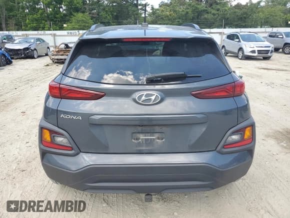 ✅ 2021 Hyundai Kona SEL • VIN: KM8K22AA1MU670351 • Лот: 65957645. Опубликован ранее на Copart с пробегом 127 312 миль. Бесплатный доступ к архиву аукционных продаж из США и подробный отчёт об истории автомобиля на DreamBid. Изображение 6.