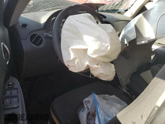 ✅ 2011 Chevrolet HHR LS • VIN: 3GNBAAFW8BS630682 • Lot: 45754385. Listed on Copart with Not provided. Free auction sales archive from the USA and detailed vehicle history report at DreamBid. Image 8.