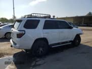 ✅ 2022 Toyota 4Runner Trail Special Edition • VIN: JTETU5JRXN6034006 • Lot: 66006835. Wystawiony na Copart z przebiegiem 72 934 mil. Bezpłatny archiwum sprzedaży aukcyjnych z USA i szczegółowy raport historii pojazdu na DreamBid. Zdjęcie 3.