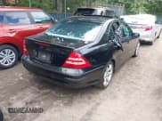 ✅ 2007 Mercedes-Benz C 230 Sport • VIN: WDBRF52H47F910214 • Lot: 43049141. Wystawiony na IAAI z przebiegiem 110 066 mil. Bezpłatny archiwum sprzedaży aukcyjnych z USA i szczegółowy raport historii pojazdu na DreamBid. Zdjęcie 4.