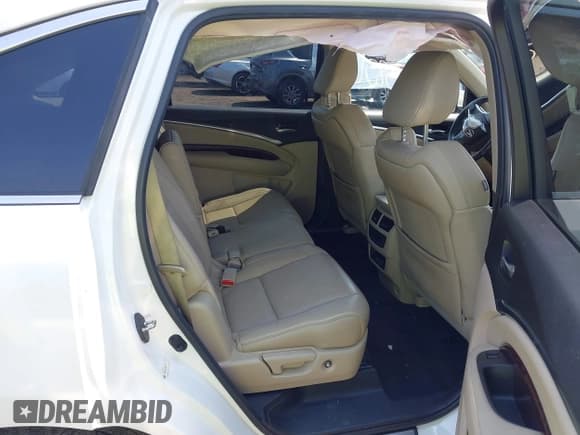 ✅ 2017 Acura MDX Technology • VIN: 5FRYD4H57HB024970 • Lot: 42823830. Listed on IAAI with 105,048 mi. Free auction sales archive from the USA and detailed vehicle history report at DreamBid. Image 8.