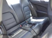 ✅ 2012 Mercedes-Benz C 250 • VIN: WDDGJ4HB1CF878780 • Lot: 42809544. Wystawiony na IAAI z przebiegiem 139 524 mil. Bezpłatny archiwum sprzedaży aukcyjnych z USA i szczegółowy raport historii pojazdu na DreamBid. Zdjęcie 8.