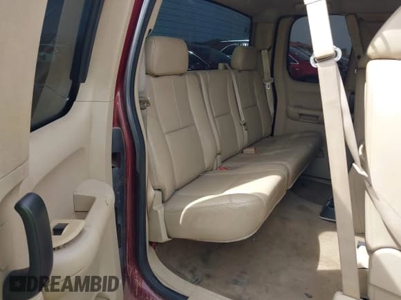 ✅ 2009 Chevrolet Silverado 1500 • VIN: 1GCEC39Y49Z189445 • Lot: 41933868. Wystawiony na IAAI z przebiegiem 209 596 mil. Bezpłatny archiwum sprzedaży aukcyjnych z USA i szczegółowy raport historii pojazdu na DreamBid. Zdjęcie 8.