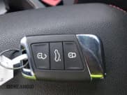 ✅ 2024 Volkswagen Jetta 40th Anniversary Edition • VIN: 3VW9T7BUXRM021579 • Lot: 42166630. Wystawiony na IAAI z przebiegiem 24 690 mil. Bezpłatny archiwum sprzedaży aukcyjnych z USA i szczegółowy raport historii pojazdu na DreamBid. Zdjęcie 11.