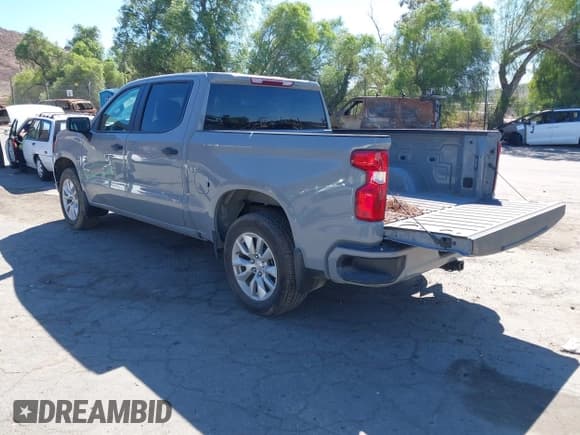 ✅ 2024 Chevrolet Silverado 1500 Custom • VIN: 3GCPABEK3RG402752 • Лот: 43476872. Опубликован ранее на IAAI с пробегом 9 127 миль. Бесплатный доступ к архиву аукционных продаж из США и подробный отчёт об истории автомобиля на DreamBid. Изображение 3.