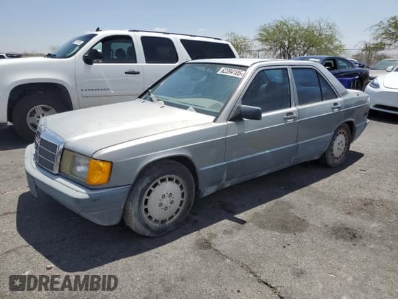 ✅ 1989 Mercedes-Benz 190 • VIN: WDBDA29D9KF616391 • Lot: 62394105. Wystawiony na Copart z przebiegiem 59 814 mil. Bezpłatny archiwum sprzedaży aukcyjnych z USA i szczegółowy raport historii pojazdu na DreamBid. Zdjęcie 1.
