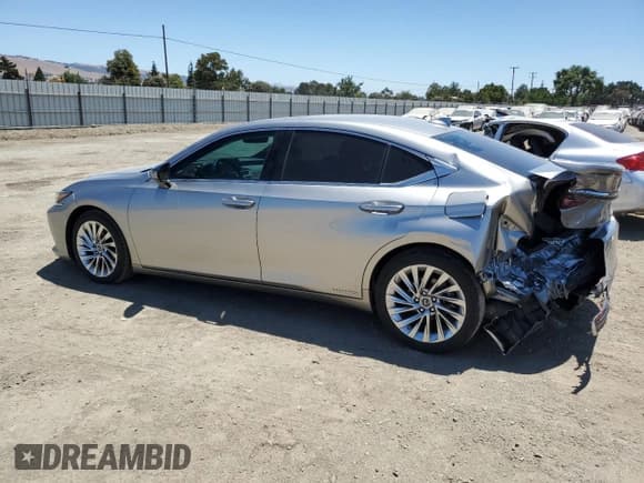 ✅ 2021 Lexus ES 300h Luxury • VIN: 58AEA1C14MU004889 • Lot: 63343775. Wystawiony na Copart z przebiegiem 39 971 mil. Bezpłatny archiwum sprzedaży aukcyjnych z USA i szczegółowy raport historii pojazdu na DreamBid. Zdjęcie 2.
