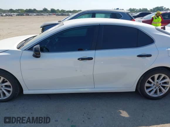 2022 Toyota Camry LE с VIN 4T1C11AK5NU680666, выставлен на аукционе IAAI как лот 43217749 с пробегом 59 913 миль миль и . История ставок и продаж доступна на DreamBid. Изображение 14.