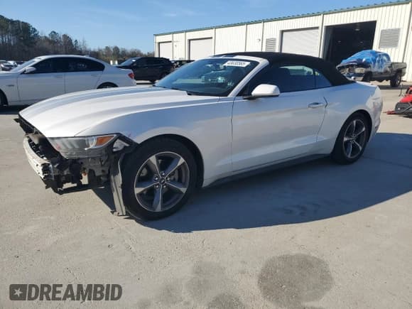 ✅ 2017 Ford Mustang V6 • VIN: 1FATP8EM2H5226404 • Lot: 43630565. Listed on Copart with 155,477 mi. Free auction sales archive from the USA and detailed vehicle history report at DreamBid. Image 1.