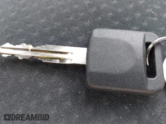 ✅ 2010 Nissan Versa S • VIN: 3N1BC1CP9AL389257 • Lot: 43589633. Wystawiony na IAAI z przebiegiem 126 394 mil. Bezpłatny archiwum sprzedaży aukcyjnych z USA i szczegółowy raport historii pojazdu na DreamBid. Zdjęcie 11.