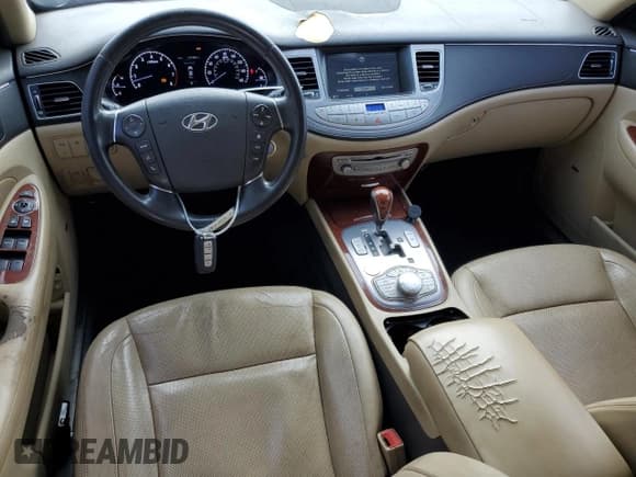 ✅ 2013 Hyundai Genesis 3.8L • VIN: KMHGC4DD9DU250308 • Lot: 59098725. Listed on Copart with 137,480 mi. Free auction sales archive from the USA and detailed vehicle history report at DreamBid. Image 8.