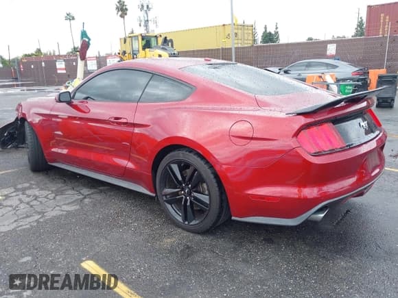 ✅ 2017 Ford Mustang EcoBoost • VIN: 1FA6P8TH7H5210508 • Lot: 43431714. Listed on IAAI with 87,846 mi. Free auction sales archive from the USA and detailed vehicle history report at DreamBid. Image 3.