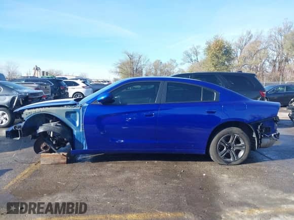 2020 Dodge Charger SXT с VIN 2C3CDXBG6LH144127, выставлен на аукционе IAAI как лот 40927988 с пробегом Не указан миль и . История ставок и продаж доступна на DreamBid. Изображение 15.