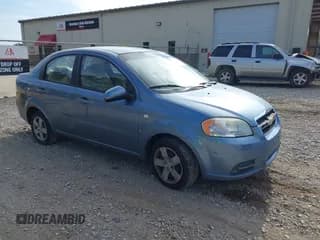 ✅ 2007 Chevrolet Aveo LS • VIN: KL1TD56677B048076 • Lot: 42703159. Wystawiony na IAAI z przebiegiem 68 183 mil. Bezpłatny archiwum sprzedaży aukcyjnych z USA i szczegółowy raport historii pojazdu na DreamBid. Zdjęcie 1.