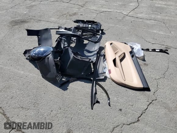 ✅ 2020 Porsche 911 Carrera S • VIN: WP0AB2A9XLS226644 • Лот: 60880645. Опубликован ранее на Copart с пробегом 16 714 миль. Бесплатный доступ к архиву аукционных продаж из США и подробный отчёт об истории автомобиля на DreamBid. Изображение 12.