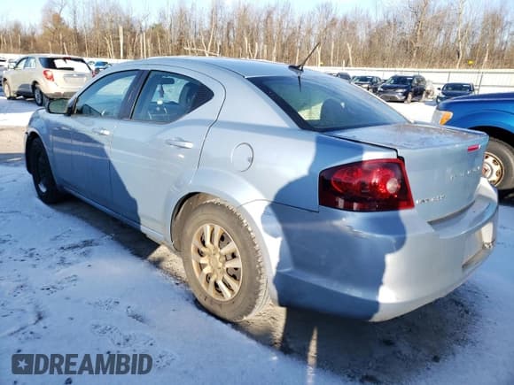✅ 2013 Dodge Avenger SE • VIN: 1C3CDZABXDN613813 • Лот: 82654004. Опубликован ранее на Copart с пробегом 167 917 миль. Бесплатный доступ к архиву аукционных продаж из США и подробный отчёт об истории автомобиля на DreamBid. Изображение 2.