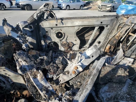 ✅ 2010 Audi TT • VIN: TRUFFAFK6A1020228 • Лот: 65330815. Опубликован ранее на Copart с пробегом Не указан. Бесплатный доступ к архиву аукционных продаж из США и подробный отчёт об истории автомобиля на DreamBid. Изображение 7.