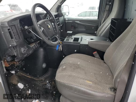 ✅ 2015 Chevrolet Express Cargo • VIN: 1GCWGFCG8F1278729 • Lot: 77221134. Listed on Copart with 144,578 mi. Free auction sales archive from the USA and detailed vehicle history report at DreamBid. Image 7.