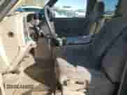 2001 Chevrolet Silverado 1500 LS z VIN 1GCEK19T01E259501, wystawiony jako Copart lot #85784615 z przebiegiem 332 511 mil mil oraz Czysty tytuł • Clean title. Historia ofert i sprzedaży dostępna na DreamBid. Obrazek 7.