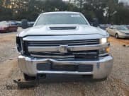 ✅ 2018 Chevrolet Silverado 1500 • VIN: 1GB1CUEY4JF106665 • Лот: 42390645. Опубликован ранее на Copart с пробегом 206 295 миль. Бесплатный доступ к архиву аукционных продаж из США и подробный отчёт об истории автомобиля на DreamBid. Изображение 5.