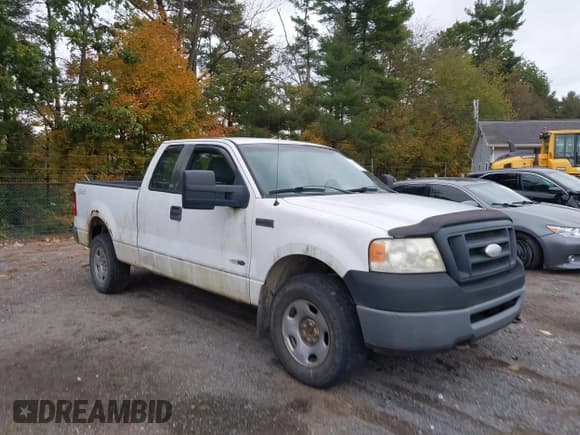 ✅ 2008 Ford F-150 XLT • VIN: 1FTPX14558FA66168 • Lot: 43505669. Wystawiony na IAAI z przebiegiem 165 462 mil. Bezpłatny archiwum sprzedaży aukcyjnych z USA i szczegółowy raport historii pojazdu na DreamBid. Zdjęcie 1.