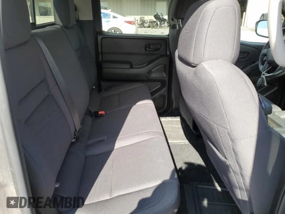 ✅ 2025 Nissan Frontier SL • VIN: 1N6ED1EJ3SN634441 • Lot: 90594335. Wystawiony na Copart z przebiegiem 8 453 mil. Bezpłatny archiwum sprzedaży aukcyjnych z USA i szczegółowy raport historii pojazdu na DreamBid. Zdjęcie 10.